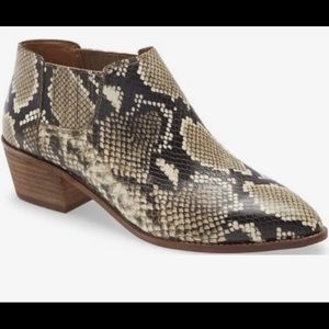 Madewell Snake Embossed Leather Bootie. NWT.